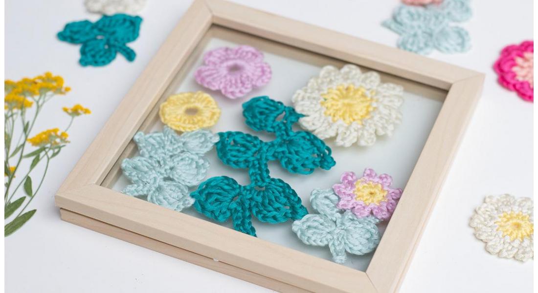 DIY crochet flowers - perfect for leftover yarn