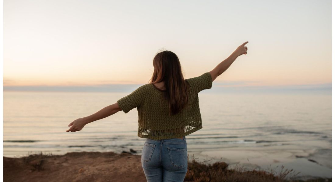 How Crafting Unlocks Mindfulness: Exploring the Therapeutic Blend of Creativity and Calm