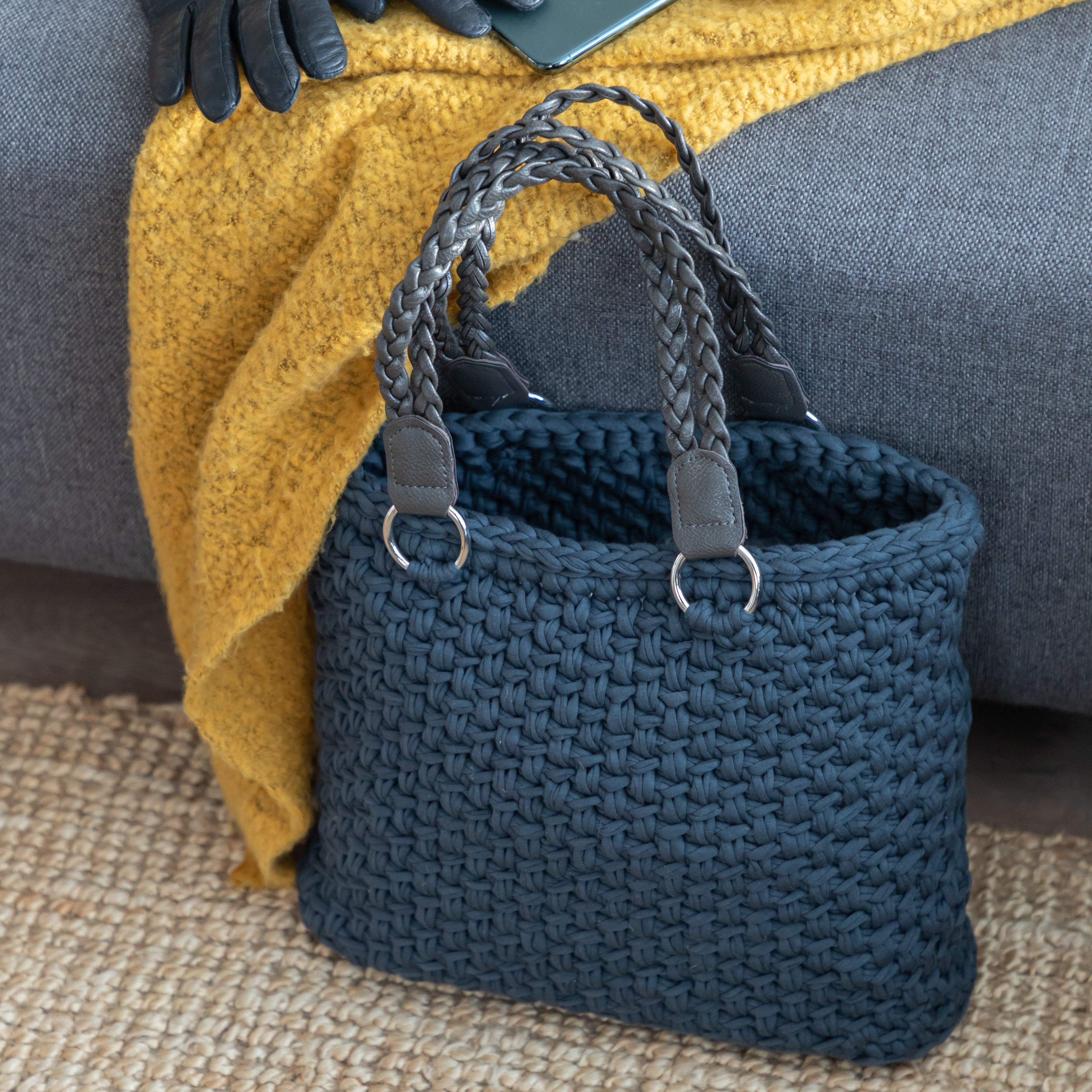 15 Crochet Bag Patterns & Kits For All Crochet Skill Levels