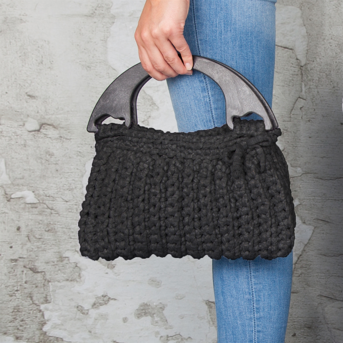 Hoooked  DIY Crochet Pattern Shoulder Bag Pula