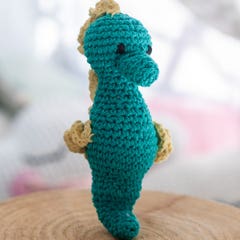 DIY Crochet Kit Seahorse Bubbles Eco Barbante Lagoon