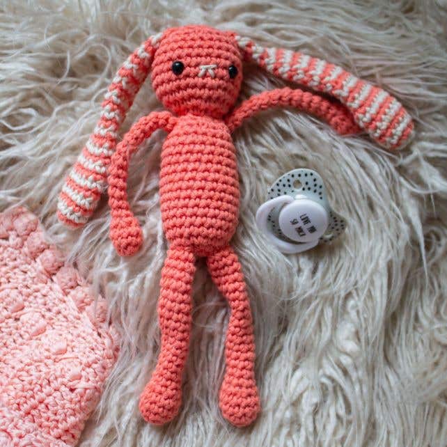 DIY Crochet Kit Blushing Bunny Corallo