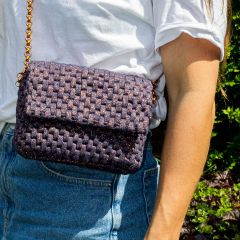 DIY Crochet pattern Lurex Clutch Antigua
