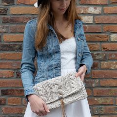 DIY Knitting Pattern Cable Clutch Chibuya