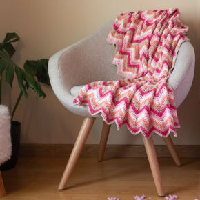 DIY Häkelanleitung Pink Ripple Decke im Zickzack-Muster 