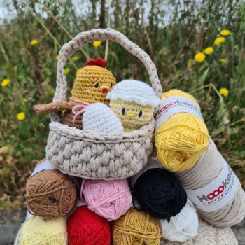 Yarn Pack &ndash; the Hen, the Chick and the Egg