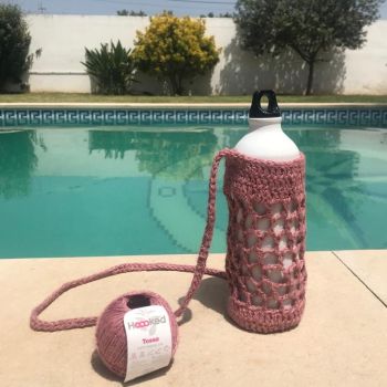 DIY Crochet Kit Water Bottle Bag Bogota Tea Rose