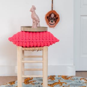 DIY Crochet Pattern Beso Cushion