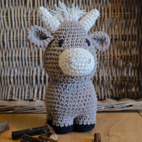 DIY Crochet Pattern Ox Oscar
