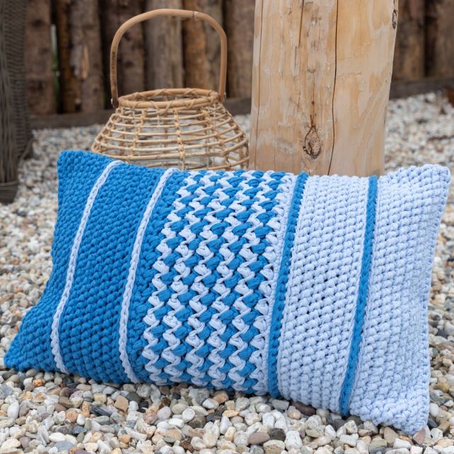 DIY Crochet Kit Rectangular Cushion Danderyd - Blue