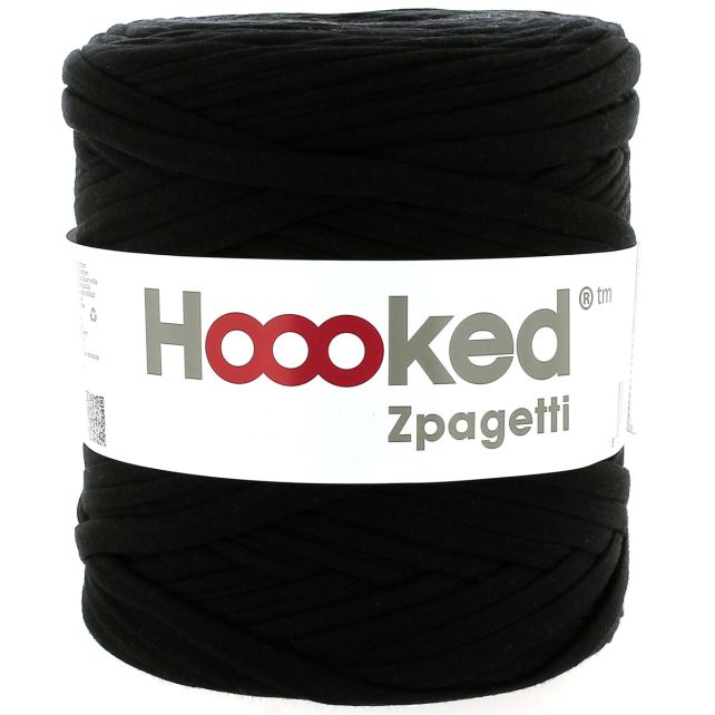 Zpagetti Cotton Yarn Black Statue