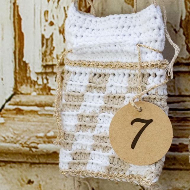 DIY Free Pattern Yarn Pack Advent Calendar