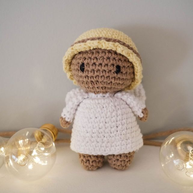 Ange de Noël Luna à faire soi-même au crochet