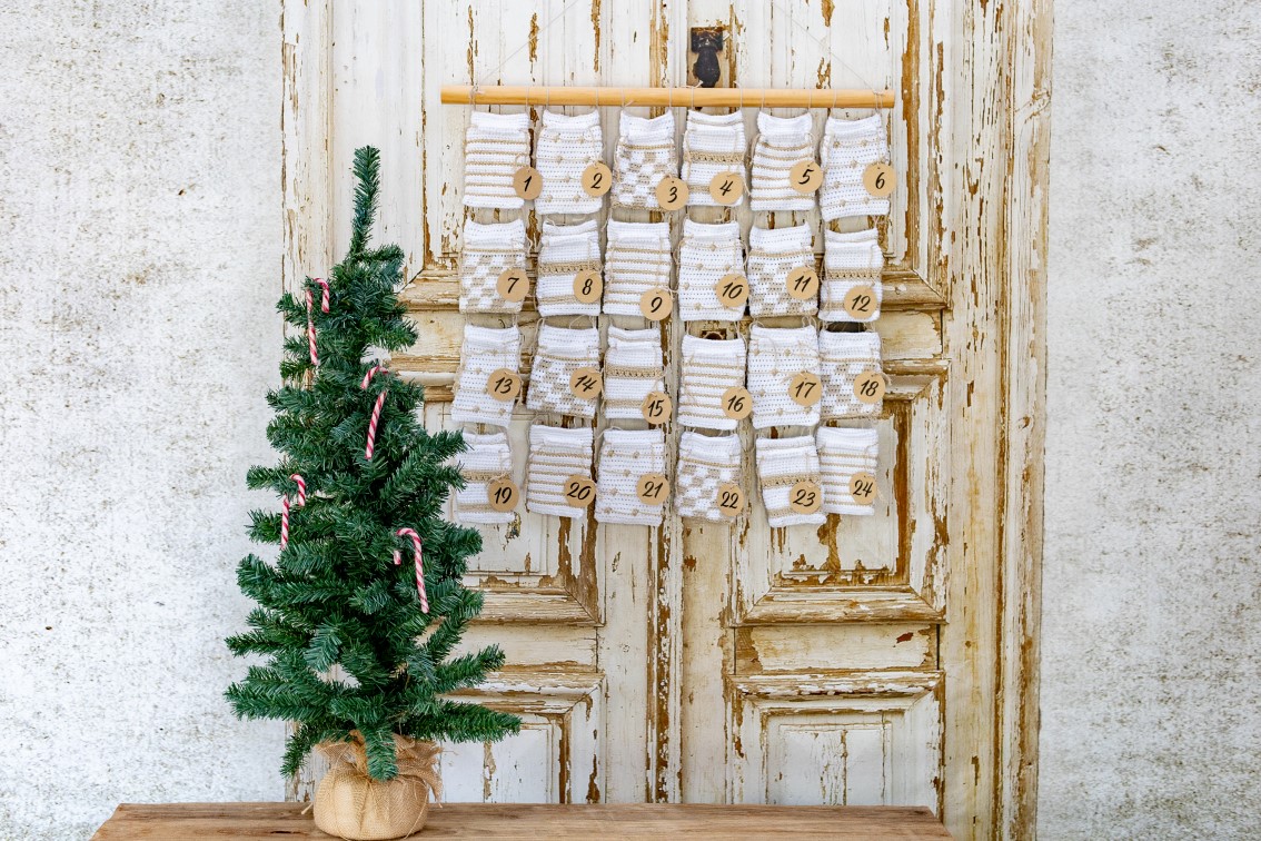 Christmas Advent Calendar White