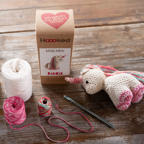 DIY Kit Crochet Unicorn Nova | Hoooked